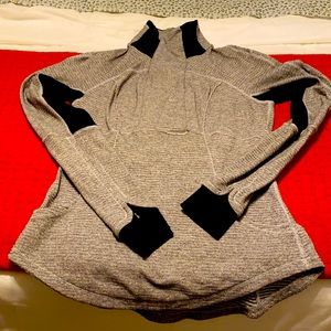 Lululemon 1/2 zip top